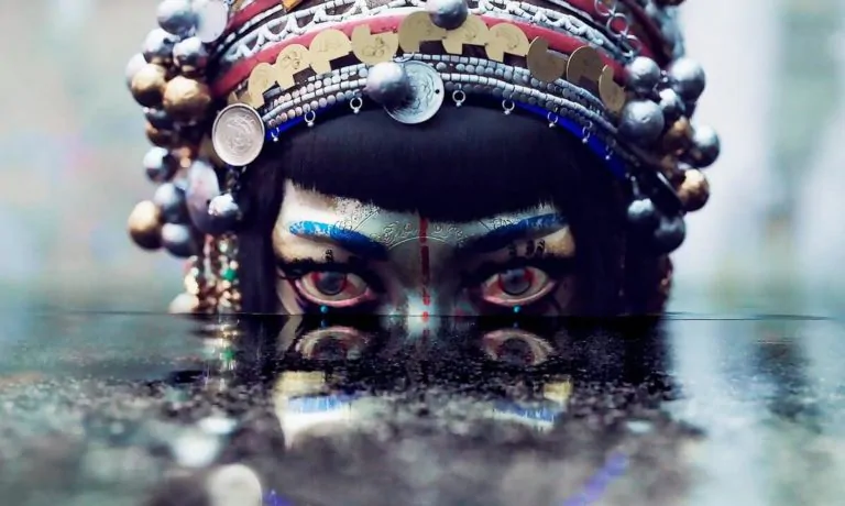 Момент со страшными глазами в мультсериала Любовь, Смерть и Роботы